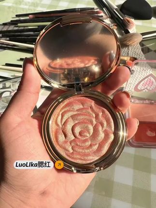 #LUOLIKA罗莉卡花瓣高光腮红 持久必备细腻提亮珠光玫瑰#腮红打法 #腮红推荐平价