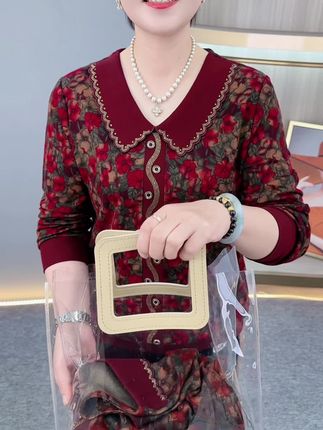 #时尚妈妈装 #微胖穿搭 #打底衫 @DOU+小助手