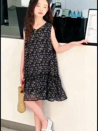 #女童连衣裙 超洋气的韩质碎花连衣裙好看好穿大凉快了!#夏季穿搭 #气质仙女裙穿搭 #穿的美美哒 #引领时尚潮流