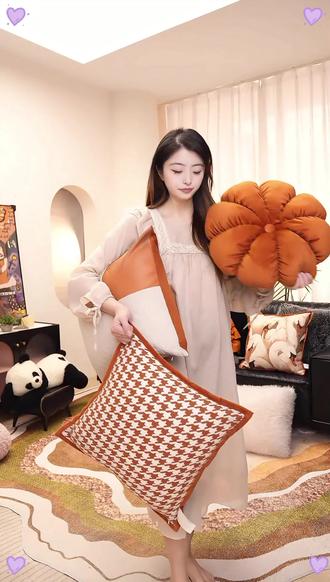 花朵抱枕沙发客厅高级感靠枕床头靠背垫腰托酒店轻奢高档抱枕直播#抱枕 #抱枕推荐 #沙发抱枕 #靠垫 #床头靠枕