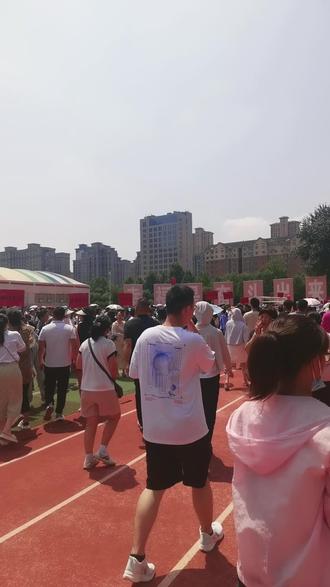一中分班考试已结束,这位小主已稳定。