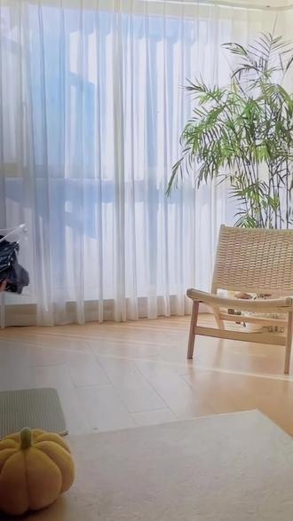 男生游泳怕尴尬?这条泳裤直接解决! 双层防尴尬设计搭配独立内衬,下水不兜水还速干,腰部系绳想松想紧自己调,游泳冲浪都能穿~#好物推荐 #泳裤男士 #游泳装备 #泳装穿搭 #速干