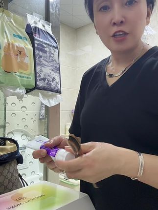进口去渍亮白牙膏