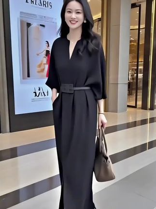 大码胖mm赫本风气质黑色收腰御姐连衣裙早秋新款通勤百搭时尚长裙#新款连衣裙 #时尚连衣裙#气质连衣裙#百搭连衣裙#连衣裙推荐