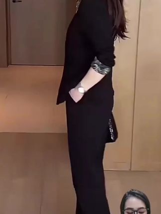 【现货+运费险】时尚套装新款穿搭气质收腰修身显瘦假两件套装春秋#休闲时尚#韩版修身#减龄显瘦气质#韩版修身休闲#韩版时尚修身
