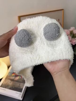 谁还没给宝宝准备秋冬的小帽子,这个婧麒的小帽子超可爱,材质软糯舒适,弹力也很大,还有防掉纽扣哦~#宝宝帽子 #童帽 #反季 #母婴好物 #母婴A类