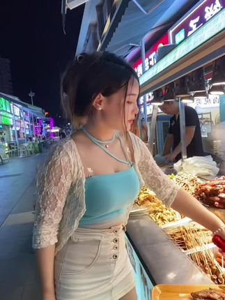 #夜市地摊