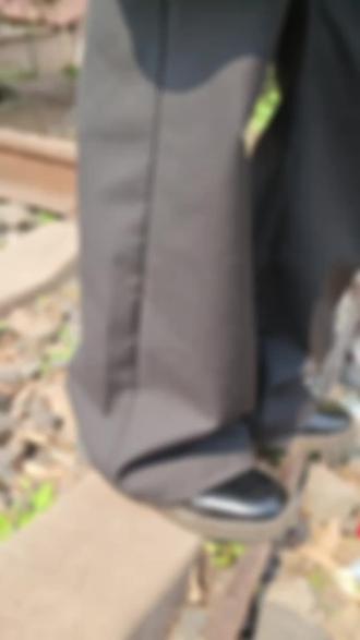 全村最忧郁之人 #忧郁#穿搭#回村的生活