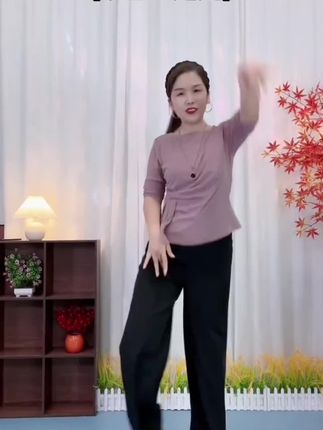 2025年秋季新款圆领修身长袖洋气T恤女百搭纯欲风抗起球显瘦小衫 #梨形身材穿搭 #时尚妈妈装 #遮肉显瘦遮肉减龄#百搭显瘦 #休闲减龄穿搭