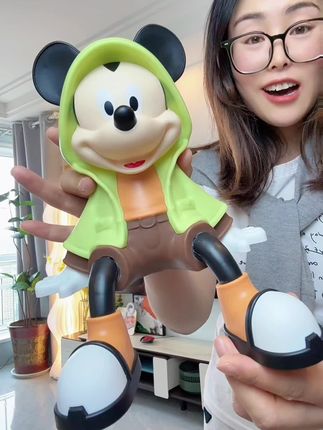 高颜值米奇摆件,放在玄关,书柜,电视旁边真的很好看、而且这个颜值放在家里很能提升幸福感#创意摆件 #玄关摆件 #摆件 #提升幸福感好物 #居家好物