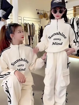 女童春秋款套装2024新款潮酷穿搭韩系蝴蝶结工装风运动服套装#运动休闲套装 #潮酷穿搭