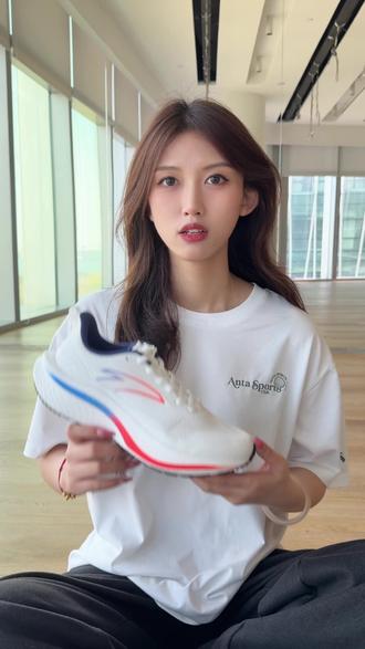 就这双马赫6se,专业的体考体测鞋,你拿什么和它比?#安踏 #体考体测 #马赫6se #运动鞋