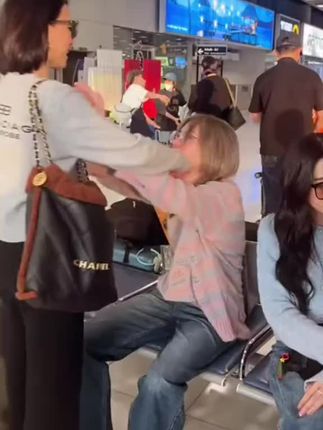 #搞笑 Orm正在加载中😂😂