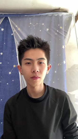 上一条后面卡了 补发一下 #抗痘#多喝水#维生素