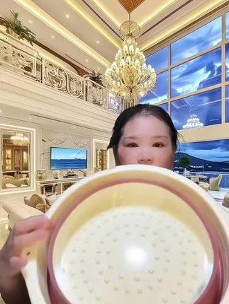 让您的脚在温暖的水中尽情放松 让您的泡脚体验更加完美#折叠泡脚盆#爆款热卖中#泡脚桶#超便宜超划算