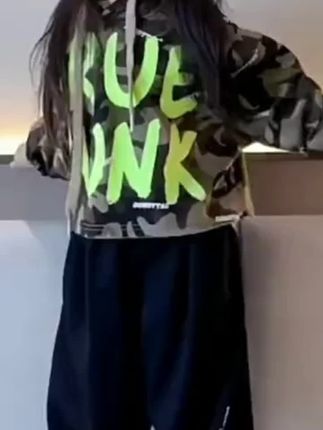 女童套头长袖卫衣2025春季儿童中大童韩版百搭休闲迷彩连帽上衣潮#迷彩上衣 #休闲百搭款 #潮流穿搭