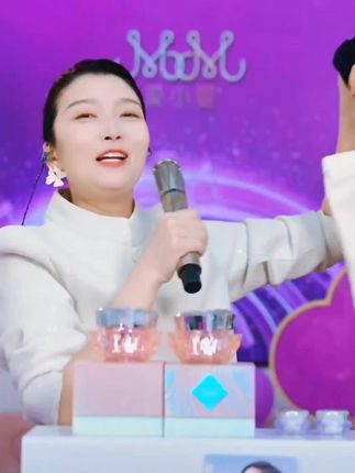 #漠小曼品牌 漠小曼莲花焕采素颜霜#强烈推荐 视频同款官方正品放心购买#强烈推荐 所有活动和官方同步进行#无限回购的宝藏单品 #自用好物分享