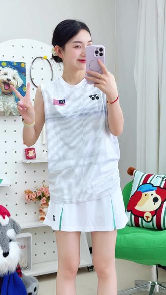 穿搭就位,挥拍打球,快乐简简单单 #dou来挥拍 #羽球人ootd #马来西亚大师赛 #大赛服 #尤尼克斯