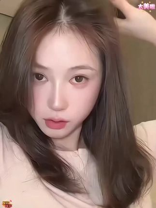 一机多用的多功能#无线直发梳 可直发可卷发可做内扣,可做八字刘海,还可做蓬松高颅顶发型 ,而且小巧轻便,真是太方便了#手残党也能学会的发型#直发梳#新手卷发教程#直发梳教程