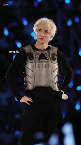 20年还长陪着你长大#薛之谦