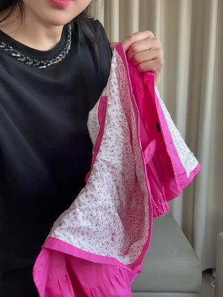 彤妈~实拍视频#高品质童装 #透气舒适 #甜美穿搭 #秋季新款 女童秋季卡通外套