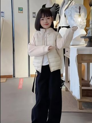 #我要上热门 男女童秋冬保暖拼色长袖韩系外套#高品质童装 #男女童穿搭 #秋冬新款 #谁穿谁好看 @DOU+上热门 @DOU+小助手 @巨量千川