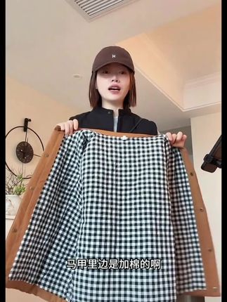 马甲女日杂风秋冬季新款复古宽松小个子短款背心棉袄#宽松版型 #百搭马甲外套 #显瘦穿搭 #慵懒风穿搭 #春秋穿搭
