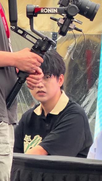 小白熊素质低()下次别用中指扶眼镜了!
#小白熊 #程家辉 #kpl #kpl奇妙日