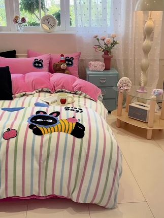 可爱彩条猫咪毛巾绣牛奶绒四件套秋冬加厚珊瑚绒被套床单人三件套#牛奶绒 #珊瑚绒 #兔毛绒 #法兰绒