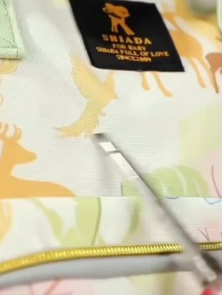爱贝迪拉妈咪包双肩背包麻麻手提休闲出游背包双肩妈咪包母婴包#包包推荐 #双肩背包
