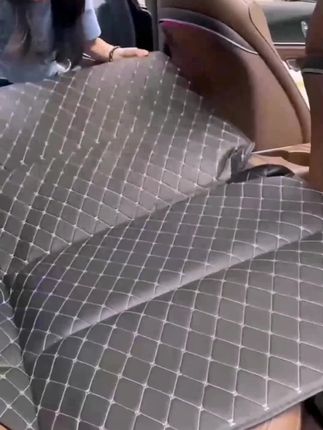自从有了这款车载折叠床,自驾游跑长途都可以很好的休息,安装简单,不用时可折叠,不占空间#车载折叠床 #汽车后排睡垫 #折叠床 #床车旅行 #轻便睡垫