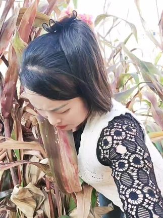 #农村生活 #抖音记录农村生活 土里干活抖一个