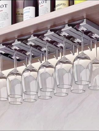 免打孔家用红酒杯倒挂收纳置物架 不锈钢高脚咖啡杯倒挂 轻奢高档悬挂酒柜 #收纳整理 #酒柜装饰 #酒柜 #实用省空间 #免打孔@DOU+上热门 @DOU+小助手 @DOU+小课堂