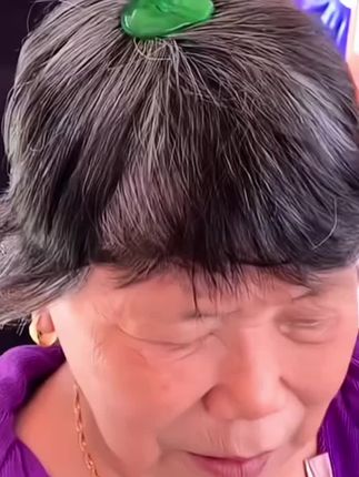 上浪500毫升泡泡染易洗彩染发膏一洗黑自己在家染发剂盖白发#自己在家染头发 #泡泡染#遮盖白发#质感染发