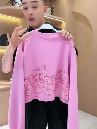 【韩哥女装】2025秋冬新品《杨桃》胭脂粉蕾丝拼接休闲卫衣6681-C7#穿搭穿搭 #穿搭搭配 #街拍时尚 #秋冬新款