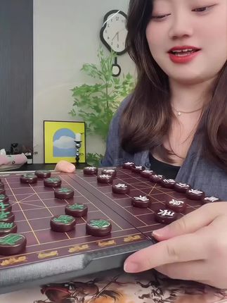 棋魂中国象棋磁性儿童益智便携折叠磁性像棋带棋盘初学者大号套装#象棋 #儿童益智 #折叠磁性象棋 #初学者大号棋盘