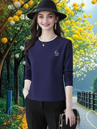 #秋冬穿搭 #时尚穿搭 #一周穿搭不重样 #穿出你的时尚你的感觉 #谁穿谁美 @DOU+小助手 @巨量千川