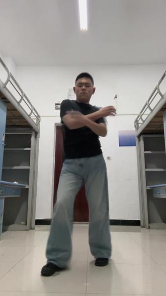 跳舞减肥第一天 跳的不好,轻点喷#减肥#跳舞#cortis进行曲