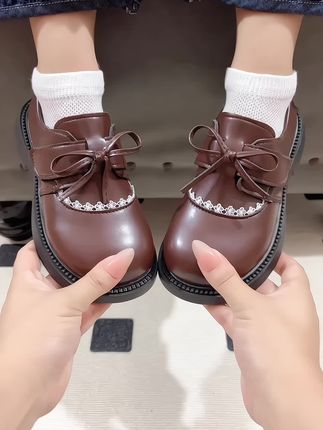 #公主鞋 #百搭鞋子 #超便宜超划算 #生女儿就是用来打扮的 #哎呦喂你鞋真好看
