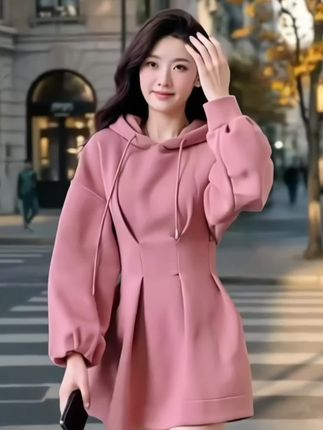 辣妹显瘦高级感小个子连衣裙收腰卫衣裙秋冬季新款裙子短裙女#辣妹穿搭 #秋冬穿搭 #卫衣连衣裙 #小个子女生 #显高显瘦显腿长