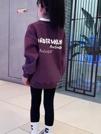 #我要上热门 女童卫衣秋冬新款洋气时髦潮中大童加绒半高领打底加厚上衣#卫衣 #春秋穿搭 #女童穿搭
