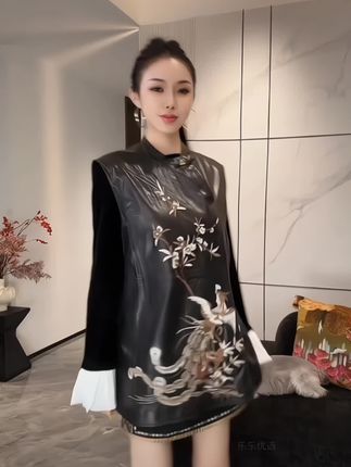 #品质女装 #被秋日氛围感穿搭拿捏了 #随机穿搭挑战 #早秋高智感职场穿搭 #chic拉满的流光运动风穿搭