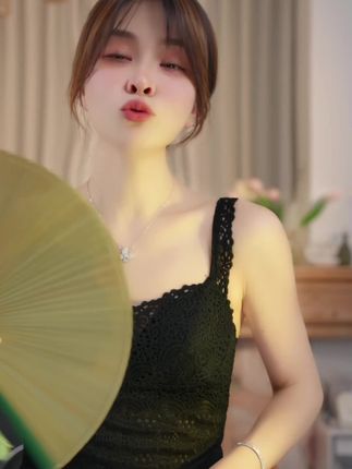 #每日分享 #这也太好看了 #背心 #美背穿搭#万络媞95123