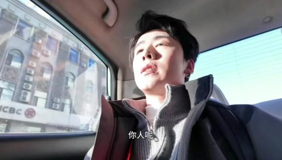 3小时30分的《恋雪纪》我看完了,我反复在思考如果注定要分离,那相遇的意义是什么。眼神是装不出来的,可是她对你的眼神里充满了爱意