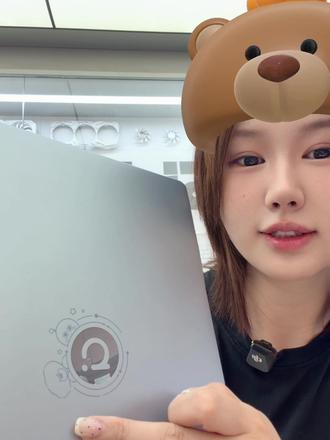 2026年新款华硕笔记本A豆系列的 一起来看一下 :#华硕a豆 #华硕a豆14Air #熊心豆志联盟华硕a豆x #13DE MARZO联名礼盒