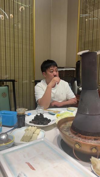 社会精英,以后叫王厂长!