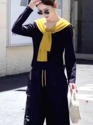 #早秋中性风穿搭 #拿捏穿搭公式 #早秋松弛感穿搭 #跟着穿搭博主学穿搭真的有用 #轻松解锁秋季穿搭
