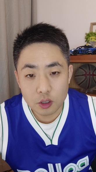 欧文豪横送车彰显领袖魅力!东欧组合隔空互动! #东契奇 #欧文 #弗拉格 #独行侠 #克莱