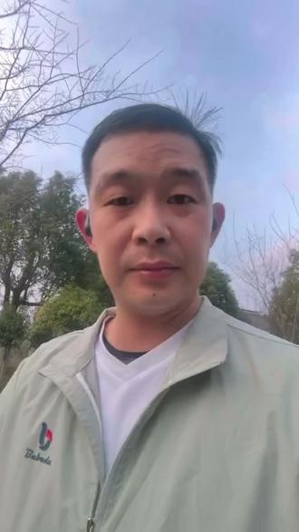 视频有点长! 接上次被撞发表了一些看法,后面附这两次跑量图#跑步 #跑步打卡 #路跑 #跑步治愈一切