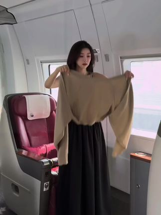 #秋季穿搭 #时尚洋气 #遮肉显瘦 #高级感穿搭 #谁穿谁好看系列